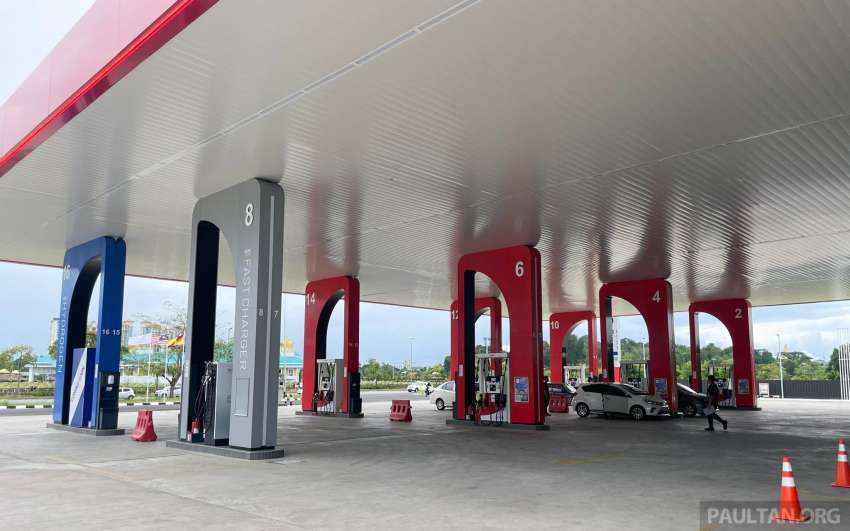 Petros multi-fuel station in Sarawak caters to vehicles powered by petrol, diesel, electricity or hydrogen 1444250
