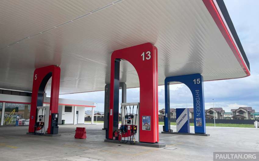 Petros multi-fuel station in Sarawak caters to vehicles powered by petrol, diesel, electricity or hydrogen 1444251