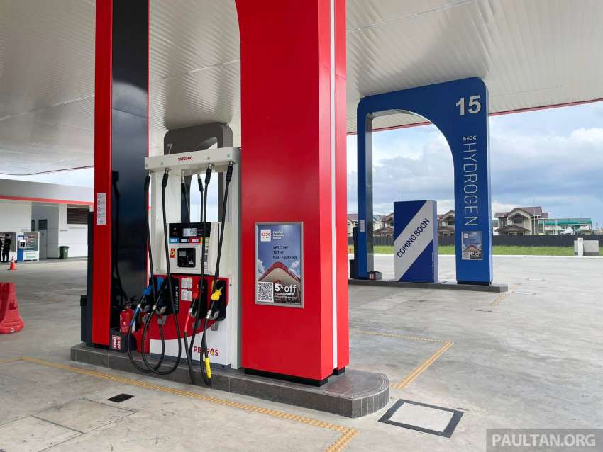 Petros multi-fuel station in Sarawak caters to vehicles powered by petrol, diesel, electricity or hydrogen Image #1444264