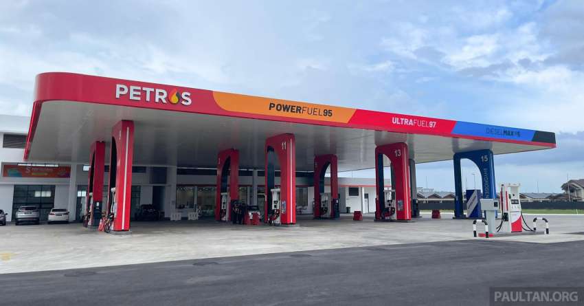 Petros multi-fuel station in Sarawak caters to vehicles powered by petrol, diesel, electricity or hydrogen Image #1444245