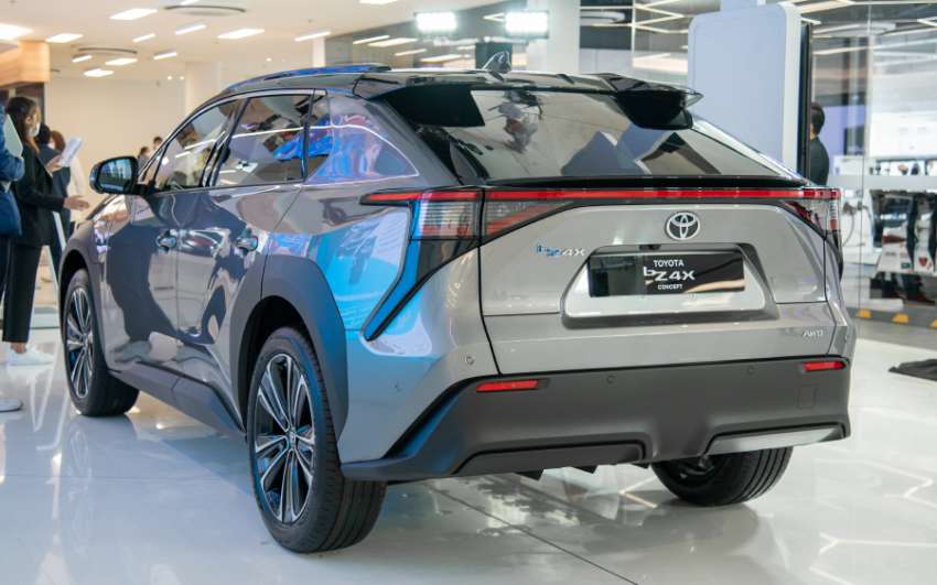Toyota bZ4X electric SUV shown in Thailand in RHD form – on sale end-2022, to be priced under RM250k 1450559