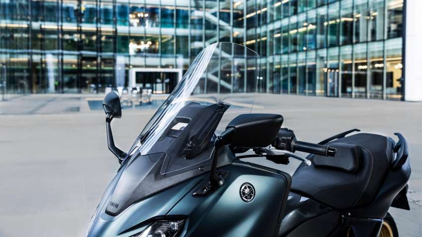 Yamaha TMax Tech Max 2022 terima peningkatan – panel badan serba baru, kelengkapan lebih canggih 1445932