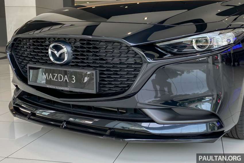 2022 Mazda 3 with Mazdasports body kit, dark grille surround, leather/suede interior on display in Malaysia 1460912