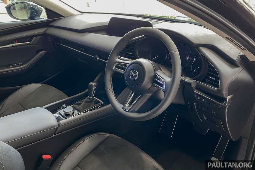 2022 Mazda 3 with Mazdasports body kit, dark grille surround, leather/suede interior on display in Malaysia 1460918