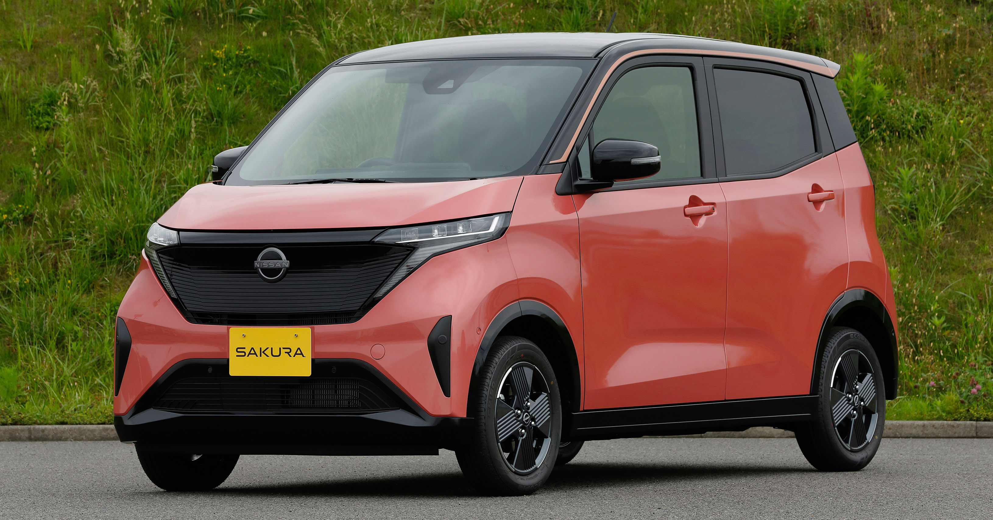 Nissan Sakura debuts - brand's first kei EV has a 20 kWh battery