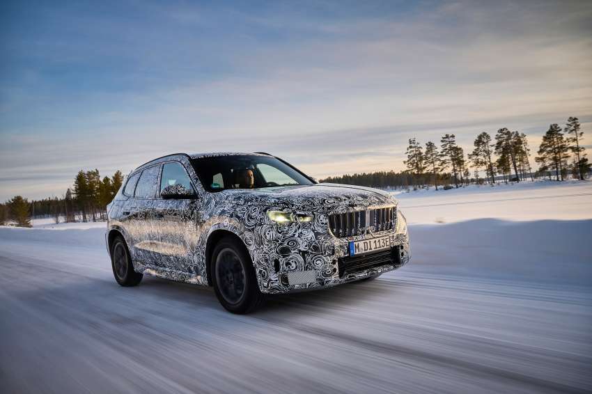 2023 BMW iX1 shown testing – EV version of next-gen X1 SUV with 438 km range; both to debut this year 1453536