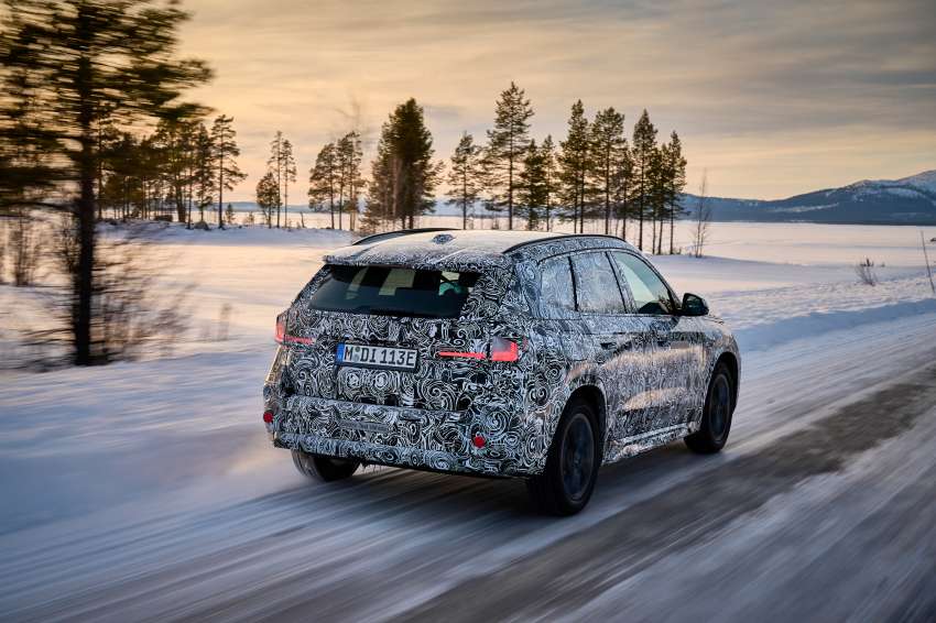 2023 BMW iX1 shown testing – EV version of next-gen X1 SUV with 438 km range; both to debut this year 1453538
