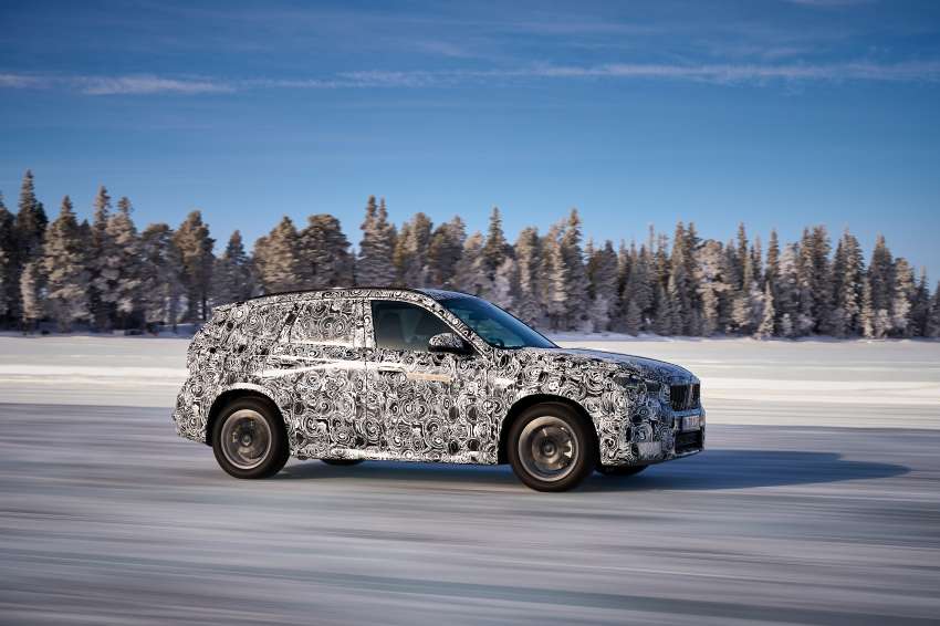 2023 BMW iX1 shown testing – EV version of next-gen X1 SUV with 438 km range; both to debut this year 1453539