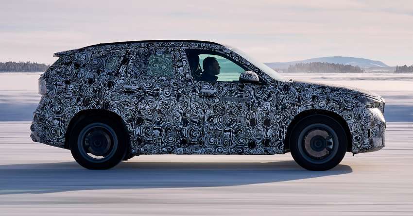 2023 BMW iX1 shown testing – EV version of next-gen X1 SUV with 438 km range; both to debut this year 1453540