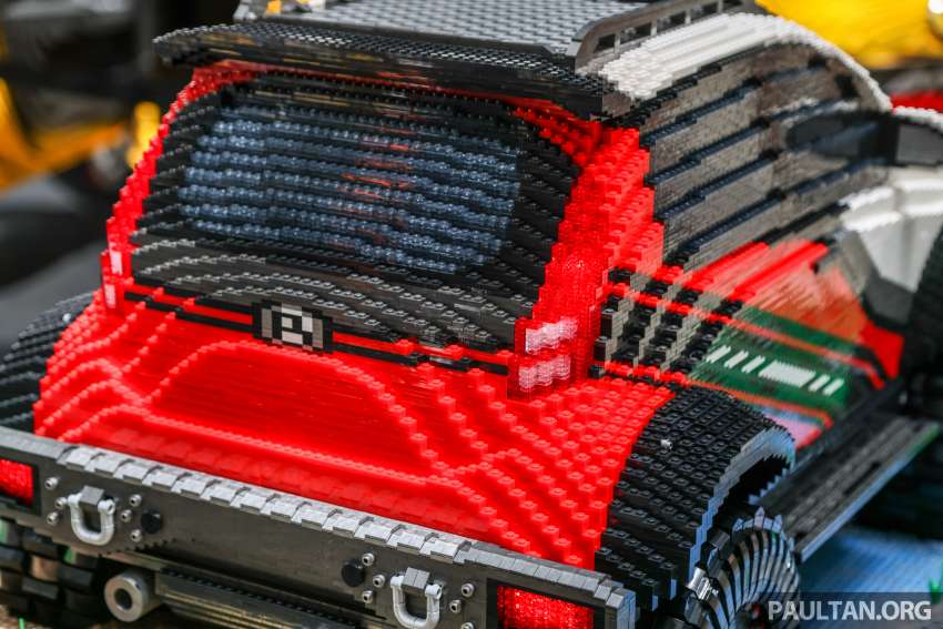 Perodua MyBi – life-size replica of a Myvi Extreme 1.5; 1.27 million Lego bricks; around two months to build 1461065