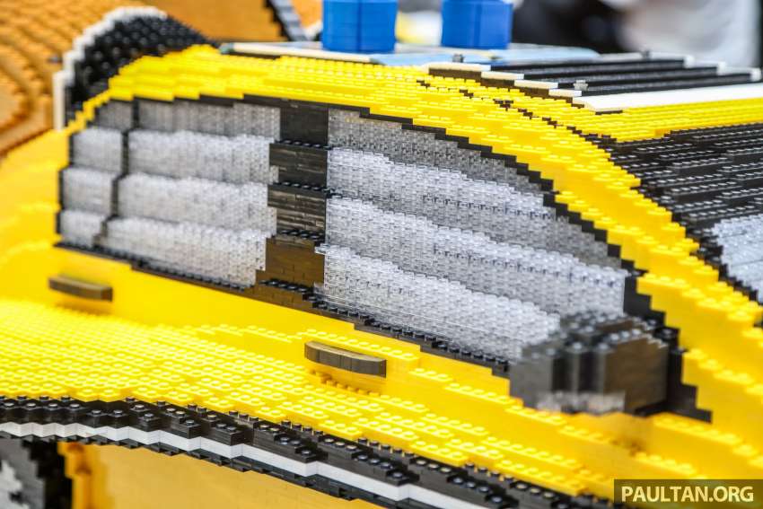 Perodua MyBi – life-size replica of a Myvi Extreme 1.5; 1.27 million Lego bricks; around two months to build 1461097