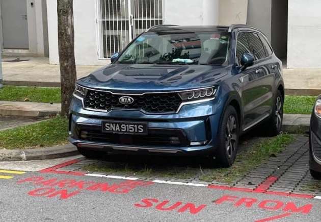 Singapore car refuels in Johor, leaves without paying