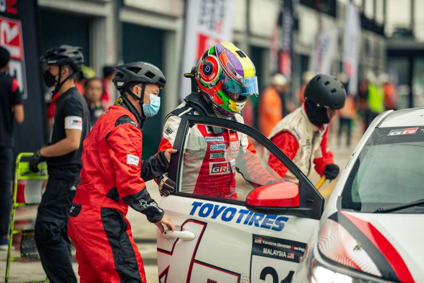 Tengku Djan and protege Mika Hakimi dominate first ever Toyota Gazoo Racing Vios Sprint Cup at Sepang 1459626