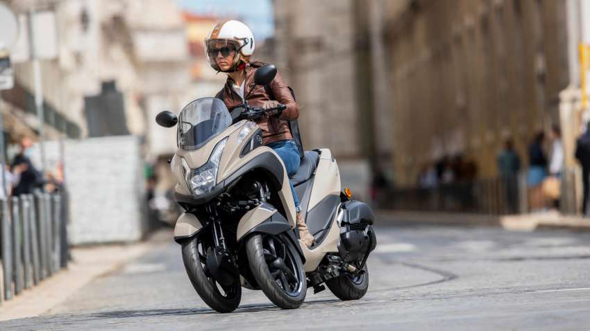 Yamaha Tricity 125 2022 diperkenal – casis baru, enjin 125 cc Euro 5 12 hp, 11.2 Nm tork, brek cakera UBS 1452173