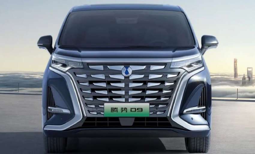 Denza D9 EV debuts from RM254k – BYD-Mercedes-Benz JV’s electric people mover is <em>menteri</em>-worthy 1455948