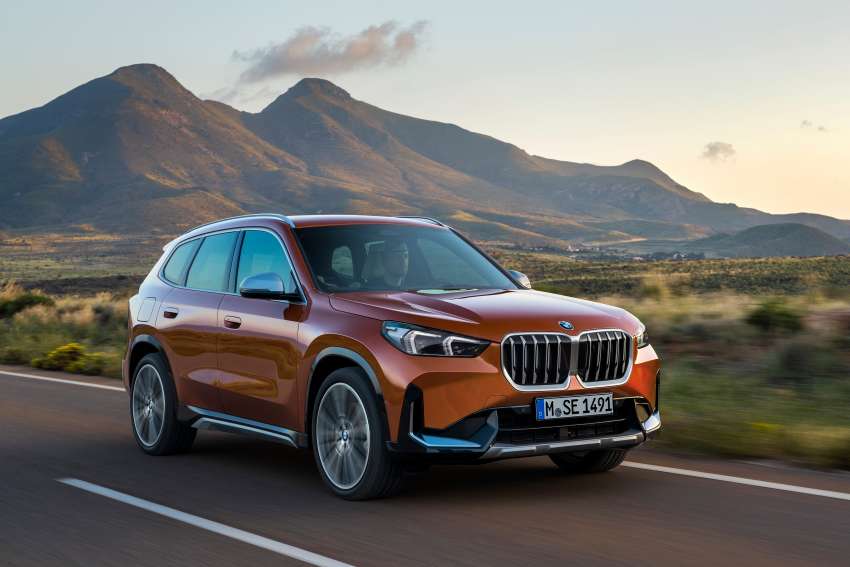 2022 BMW X1 debuts –  petrol and diesel versions; xDrive30e PHEV gets 326 hp, 477 Nm, 89 km EV range 1463013