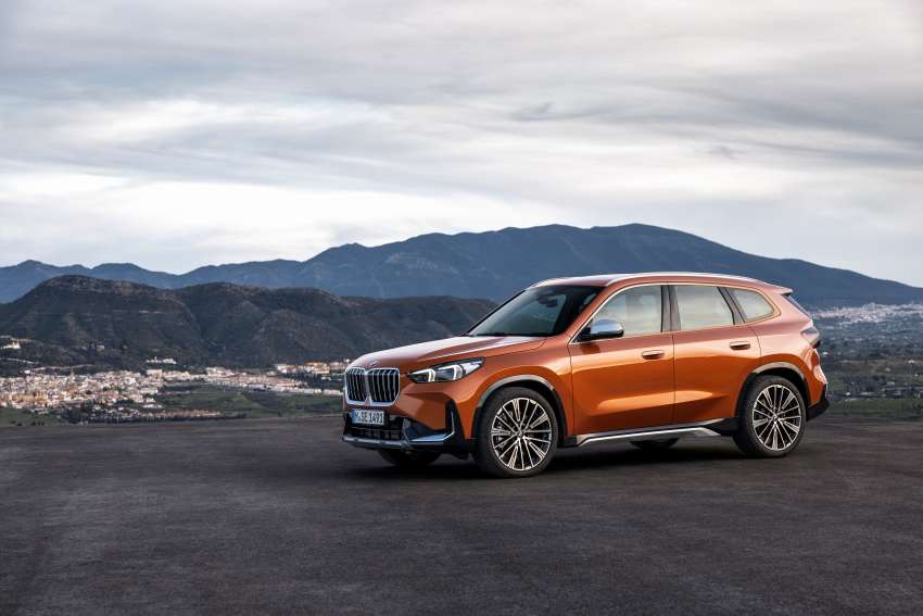 2022 BMW X1 debuts –  petrol and diesel versions; xDrive30e PHEV gets 326 hp, 477 Nm, 89 km EV range 1462979
