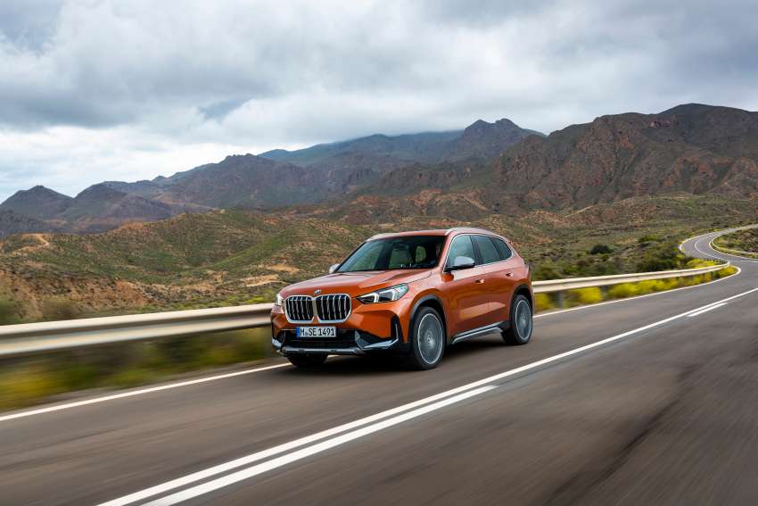 2022 BMW X1 debuts –  petrol and diesel versions; xDrive30e PHEV gets 326 hp, 477 Nm, 89 km EV range 1463034
