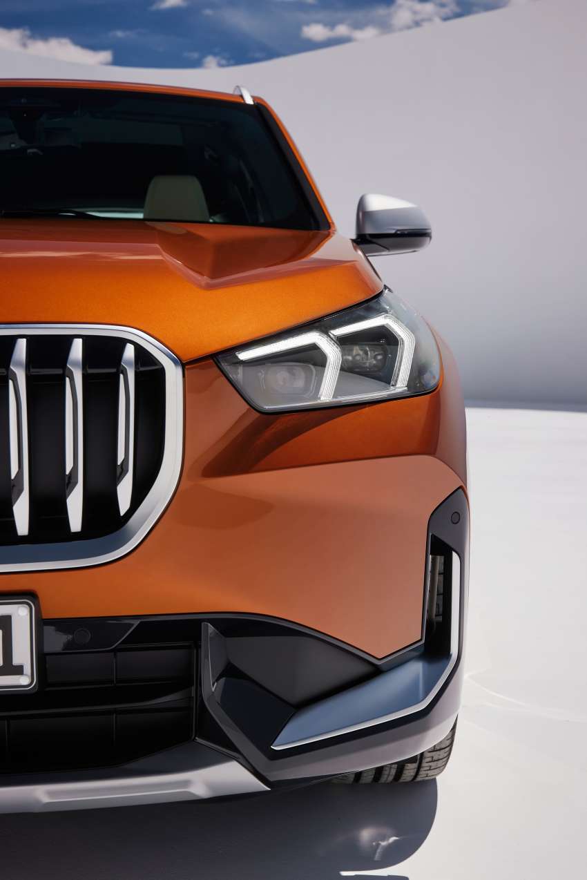 2022 BMW X1 debuts –  petrol and diesel versions; xDrive30e PHEV gets 326 hp, 477 Nm, 89 km EV range 1463037