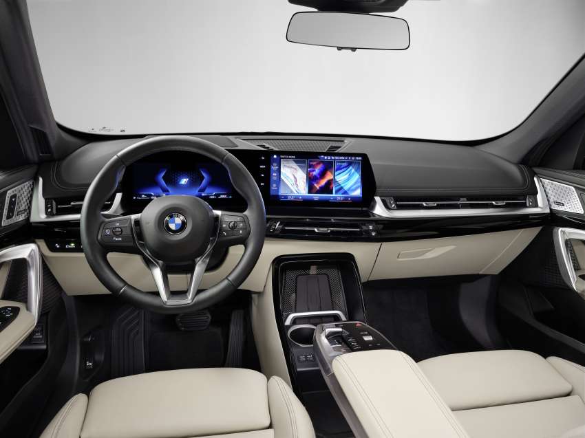 2022 BMW X1 debuts –  petrol and diesel versions; xDrive30e PHEV gets 326 hp, 477 Nm, 89 km EV range 1463064
