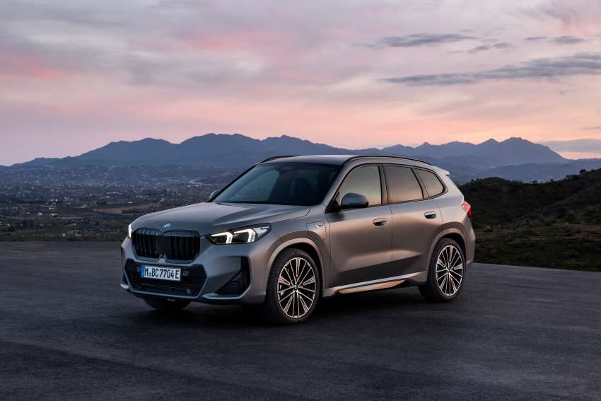 2022 BMW X1 debuts –  petrol and diesel versions; xDrive30e PHEV gets 326 hp, 477 Nm, 89 km EV range 1463072