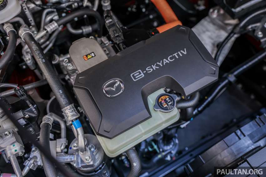 2022 Mazda MX-30 EV launched in Malaysia: 2 variants, 199 km range, deliveries in Q4, priced at RM199k max 1477929