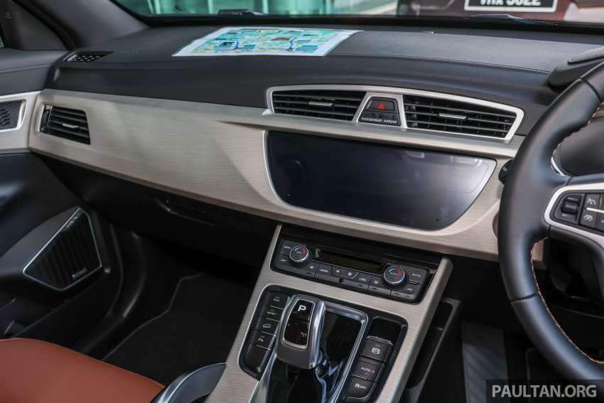 Proton X70 MC 2022 dilancarkan di Malaysia — 1.5L turbocas tiga-silinder, AWD; RM94k hingga RM122k 1467189