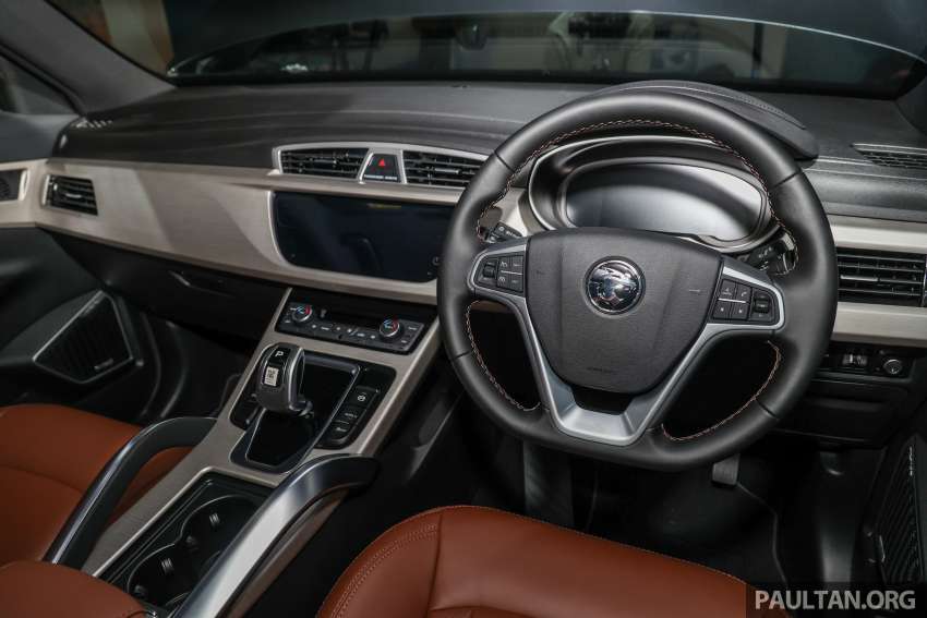 Proton X70 MC 2022 dilancarkan di Malaysia — 1.5L turbocas tiga-silinder, AWD; RM94k hingga RM122k 1467257