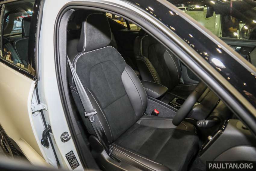 Volvo XC40 2022 di Malaysia – harga naik sehingga RM3.8k; varian PHEV dapat sistem Harman Kardon 1463254