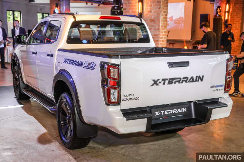 Isuzu D-Max X-Terrain 2022 — varian 3.0L dikemaskini, warna baru, AVM, pengecas tanpa wayar; RM147k 1470845