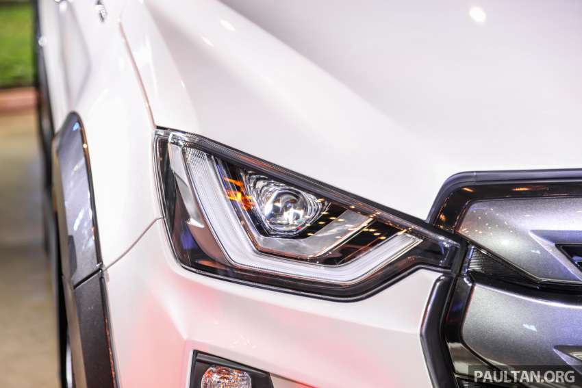 Isuzu D-Max X-Terrain 2022 — varian 3.0L dikemaskini, warna baru, AVM, pengecas tanpa wayar; RM147k 1470850