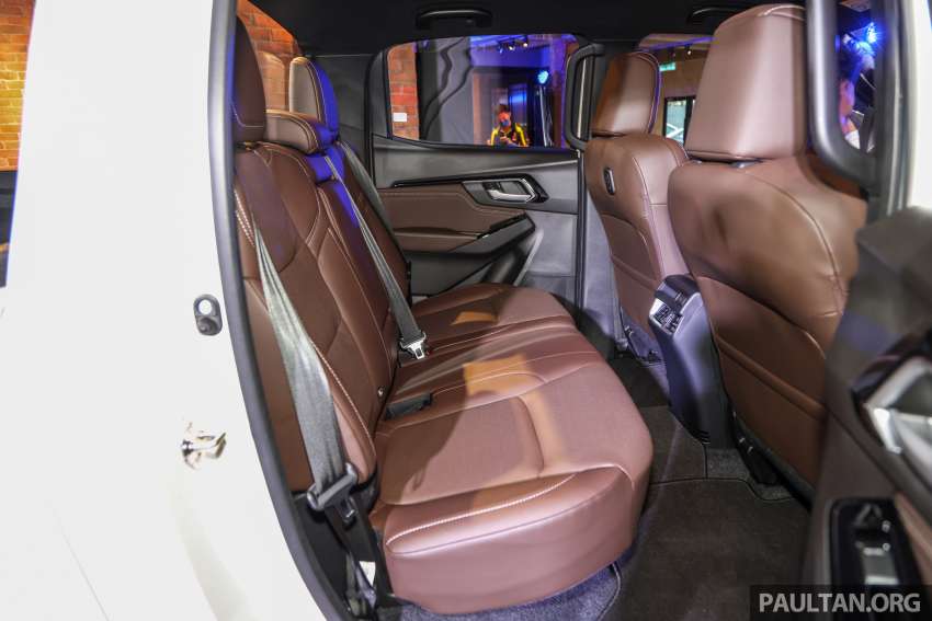 2022 Isuzu D-Max X-Terrain – 3.0L flagship truck updated, new colours, AVM, wireless charger, RM147k 1470105