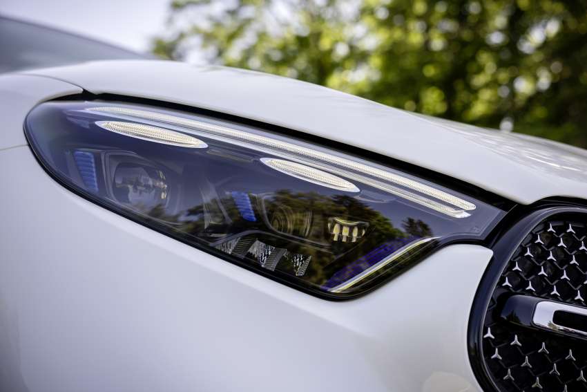 2023 X254 Mercedes-Benz GLC debuts – electrified range-wide, three PHEVs with over 100 km EV range 1463714