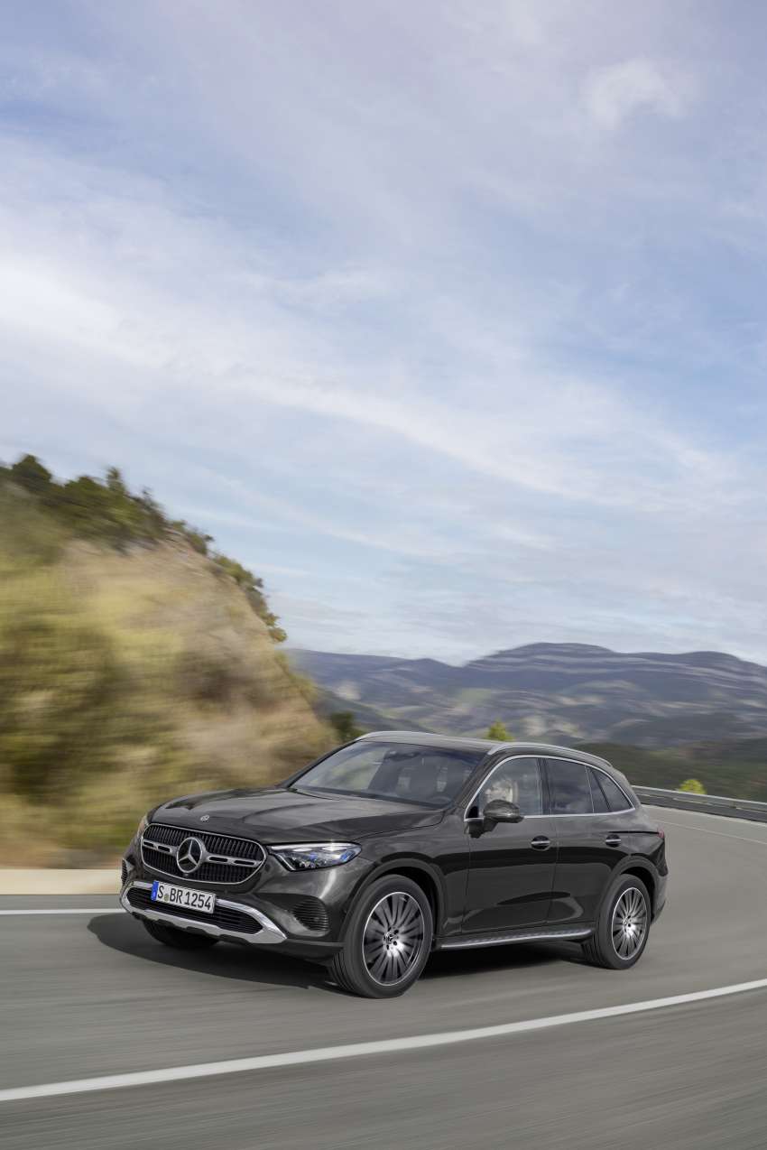 2023 X254 Mercedes-Benz GLC debuts – electrified range-wide, three PHEVs with over 100 km EV range 1463729