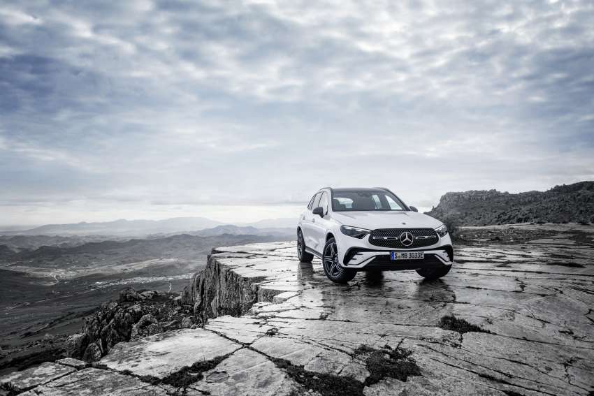 2023 X254 Mercedes-Benz GLC debuts – electrified range-wide, three PHEVs with over 100 km EV range 1463761