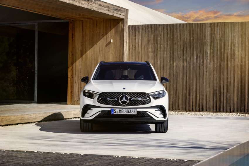 2023 X254 Mercedes-Benz GLC debuts – electrified range-wide, three PHEVs with over 100 km EV range 1463779