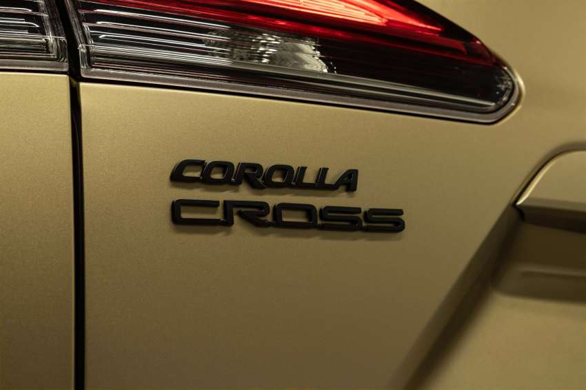 Toyota Corolla Cross Hybrid 2023 untuk USA berwajah sama versi Jepun; 194 hp, AWD, kit keselamatan aktif 1464152