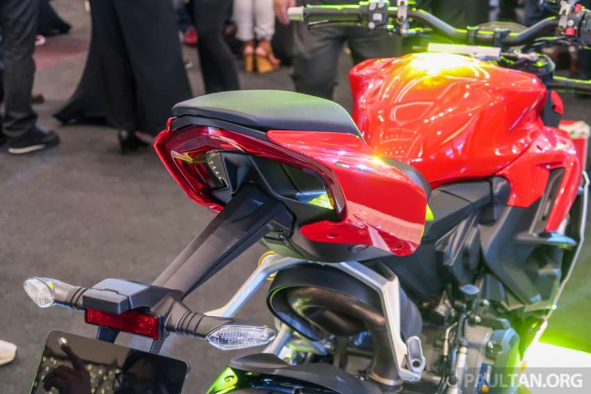 Ducati Streetfighter V2, V4 SP tiba di Malaysia – harga jualan masing-masing RM101,900 dan RM239,900 1467011