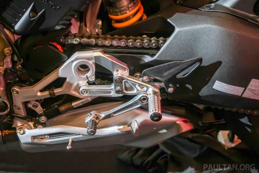 Ducati Streetfighter V2, V4 SP tiba di Malaysia – harga jualan masing-masing RM101,900 dan RM239,900 1466891