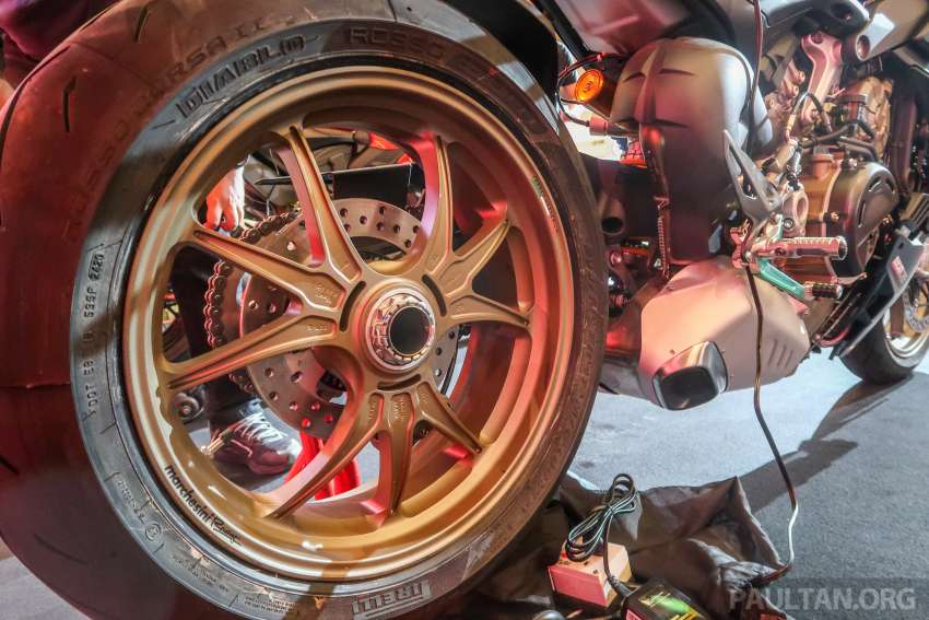 Ducati Streetfighter V2, V4 SP tiba di Malaysia – harga jualan masing-masing RM101,900 dan RM239,900 1466876