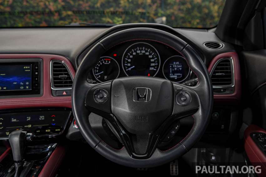 Honda HR-V 2022 vs 2021 – new RV compared to old RU generation, side-by-side gallery of both SUVs 1467692