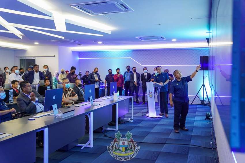 Ipoh lancar sistem lampu isyarat pintar guna AI dan 5G – tampil aliran trafik 51% lebih baik pada waktu puncak 1478098
