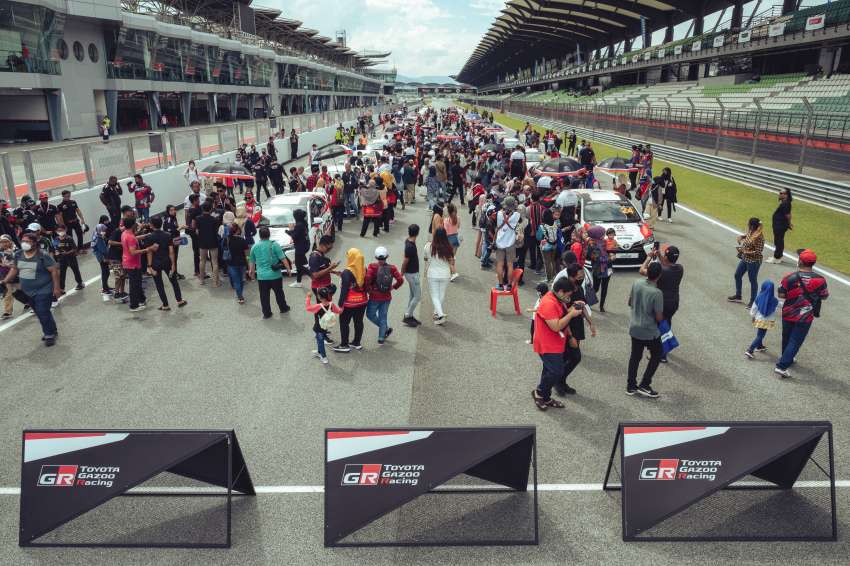 Toyota Gazoo Racing Festival musim kelima pusingan kedua – Race 2; aksi perlumbaan basah mendebarkan 1475128