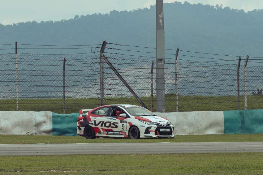 Toyota Gazoo Racing Festival musim kelima pusingan kedua – Race 2; aksi perlumbaan basah mendebarkan 1475161