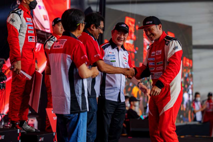 Toyota Gazoo Racing Festival musim kelima pusingan kedua – Race 2; aksi perlumbaan basah mendebarkan 1475348