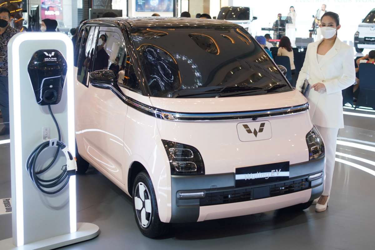 Wuling EV Diungkapkan untuk Indonesia: Mini EV versi CKD dengan desain futuristik baru, 68 PS, jangkauan 300 km