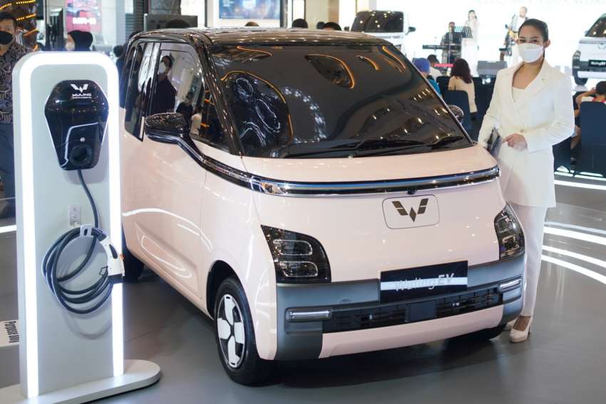 Wuling EV for Indonesia revealed: CKD version of Mini EV with futuristic new design, 68 PS, 300 km range 1463916