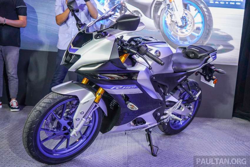 Yamaha YZF-R15M dilancar untuk pasaran Malaysia – tiada versi Standard, dua pilihan warna, RM14,998 1477619