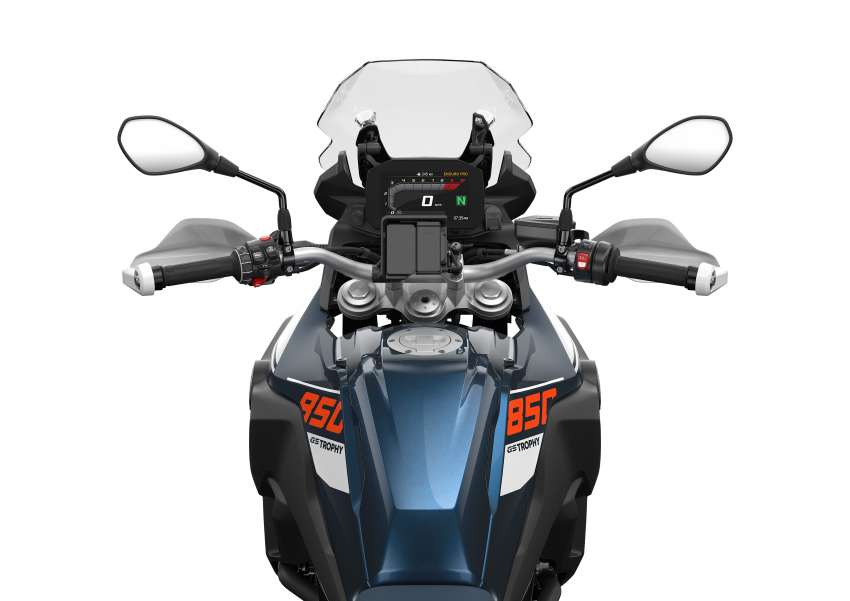 2022/2023 BMW Motorrad range gets colour updates 1478463