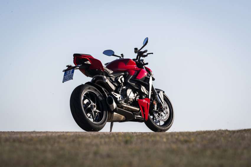 FIRST LOOK: 2022 Ducati Streetfighter V2, RM101,900 1490882